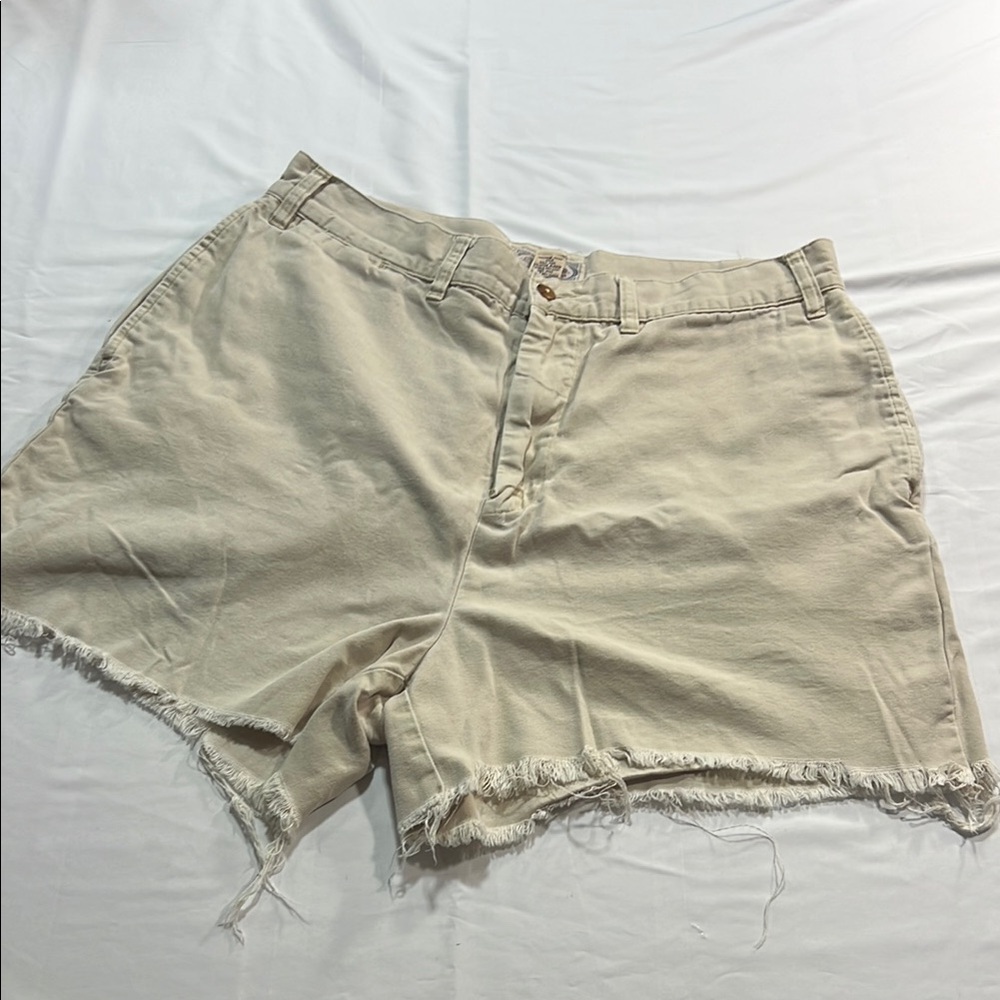 Vintage Abercrombie and Fitch khaki cut off shorts size 36 waist